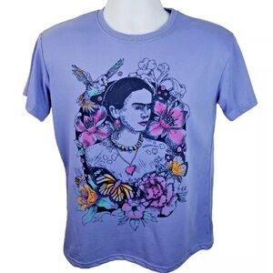 FRIDA KAHLO Double Sided Tee
T-shirt Sz. Small Purple Jerry
Leigh California